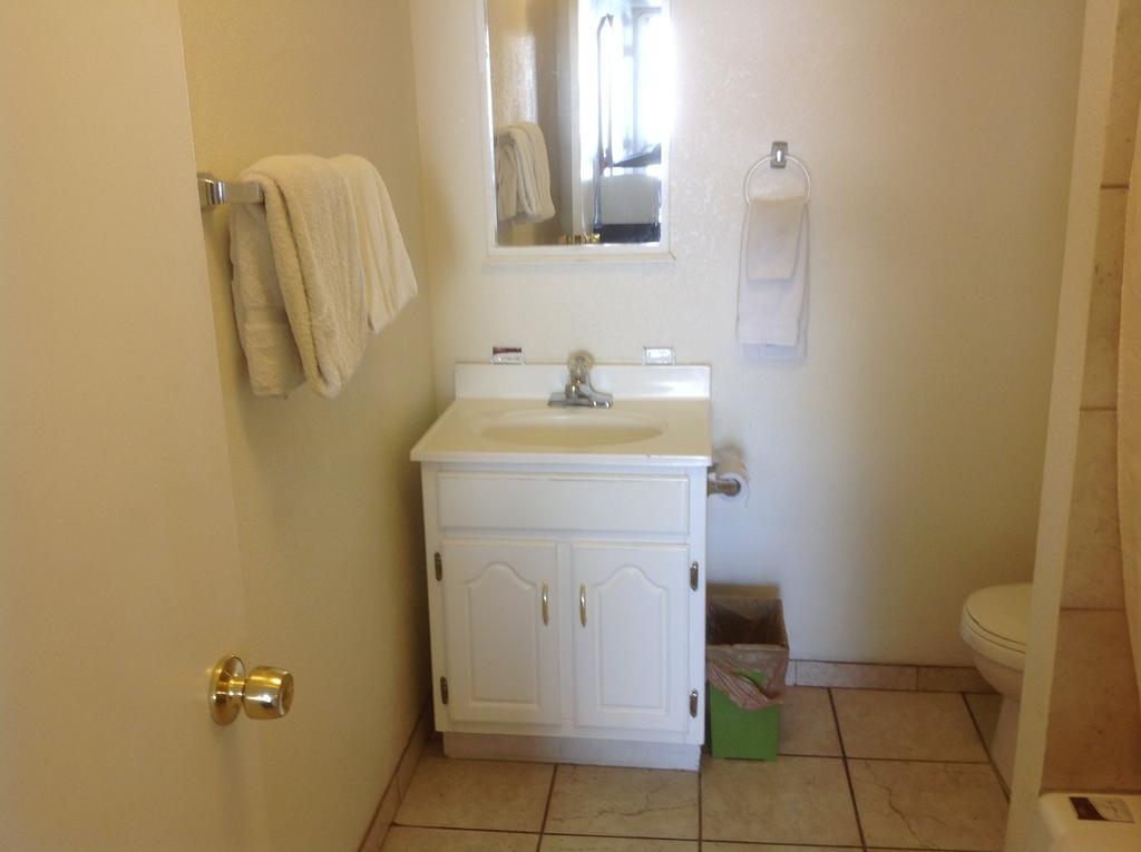 Redwood Motel Chandler Zimmer foto